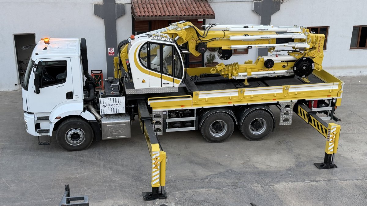 35 Tonluk Araç Üstü Vinçler