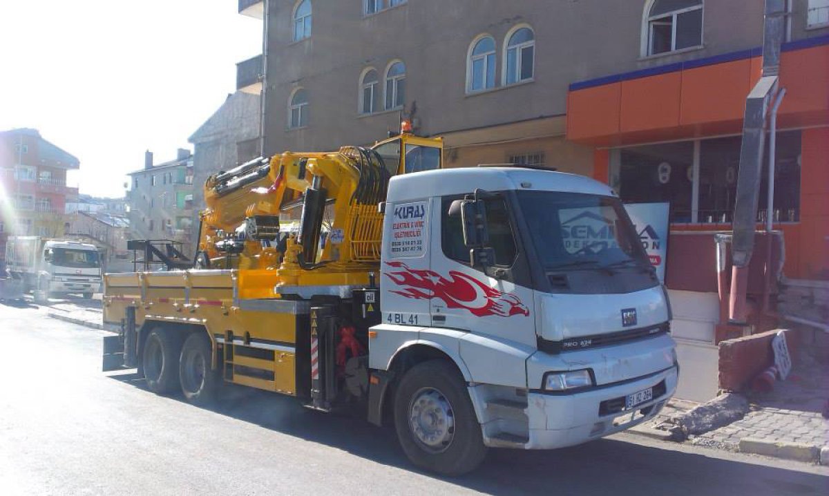 16,5 Tonluk Araç Üstü Vinç