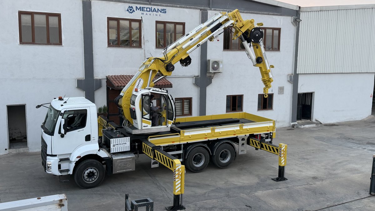 İnelsan İnşaat Elektrik Anonim Şirketi İçin 5 Adet 35 Tonluk Çift Kırma Araç Üstü Mobil Vinç İmalatı